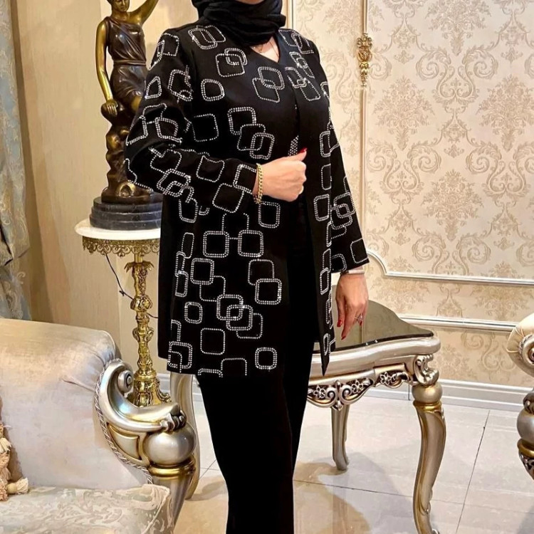 کت تک مجلسی نگین مربعی و گلبرگ مازراتی اعلا سایزبندی 38تا 52