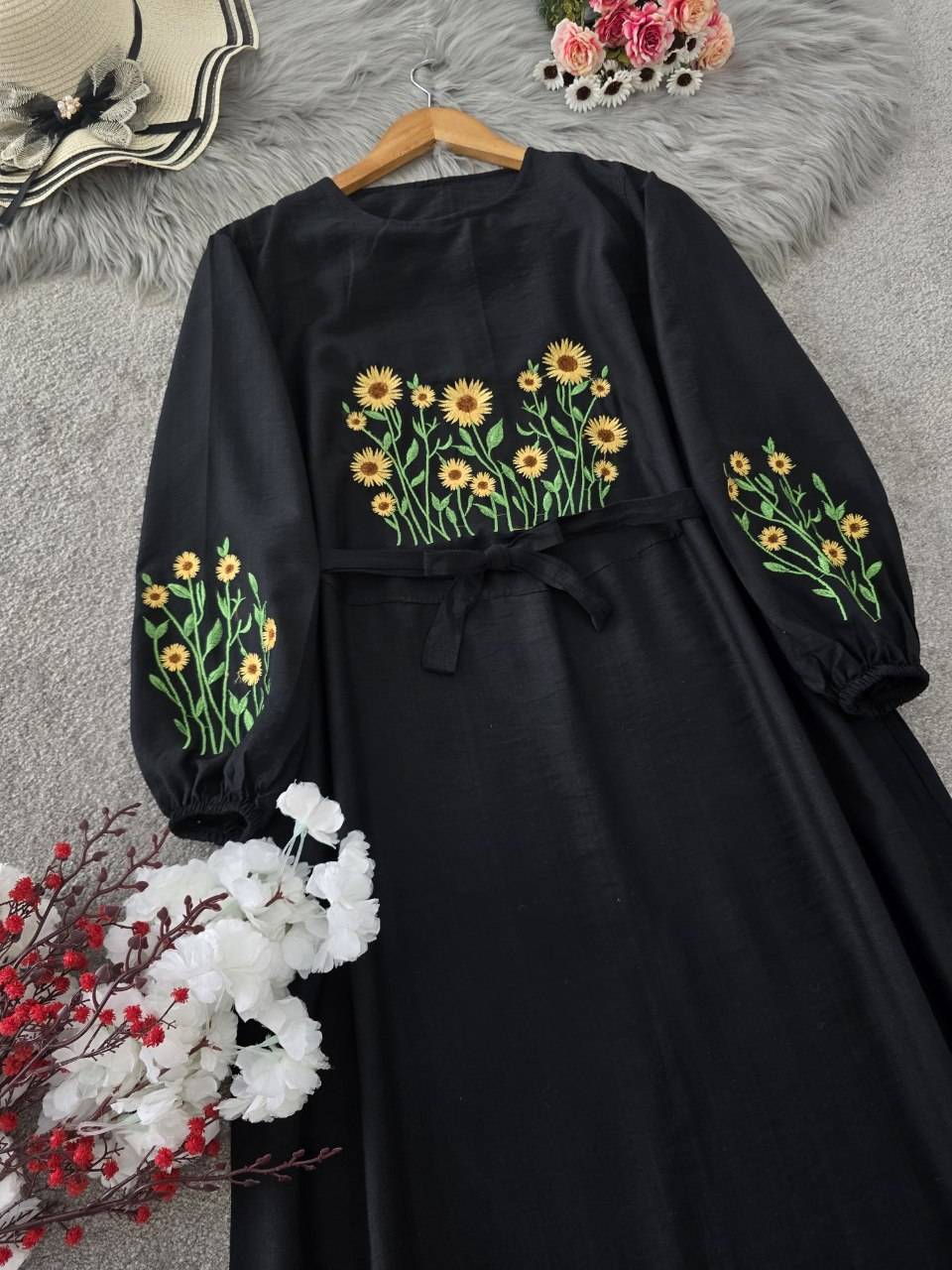 کفتان گلدوزی آروشا جنس بابوس فری سایز 40 تا 50