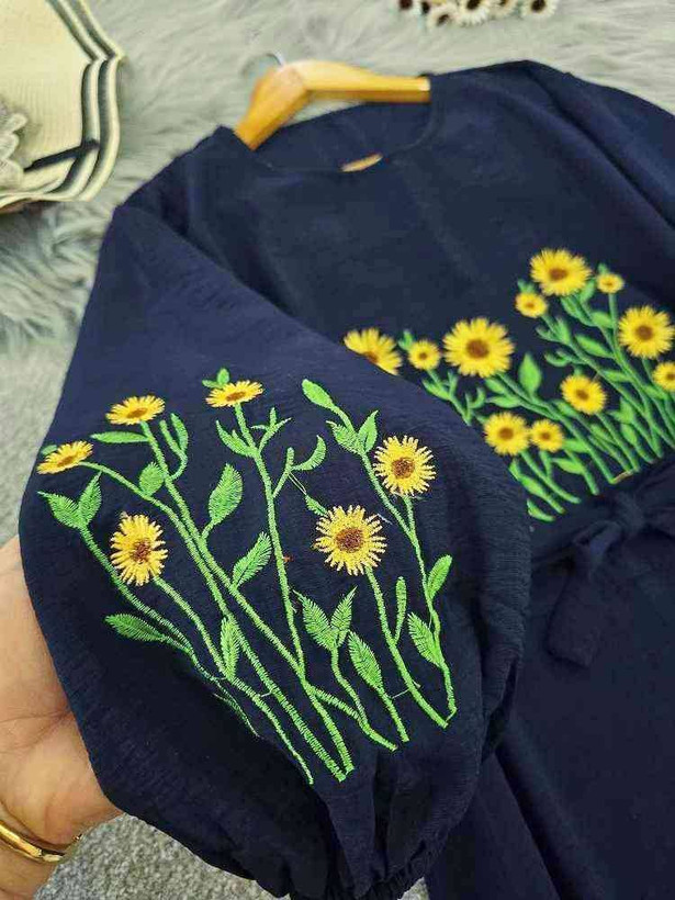 کفتان گلدوزی آروشا جنس بابوس فری سایز 40 تا 50