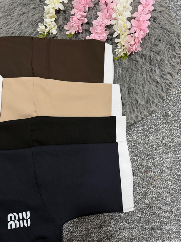ست تیشرت و شلوار Miu Miu جنس مازراتی فری سایز 38 تا 46