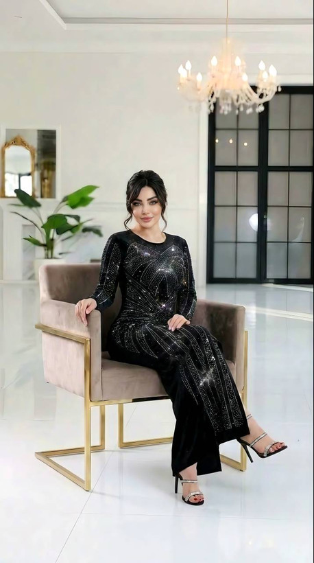 ماکسی مجلسی جنس مخمل نگین کاری شده سایزبندی 36 تا 52